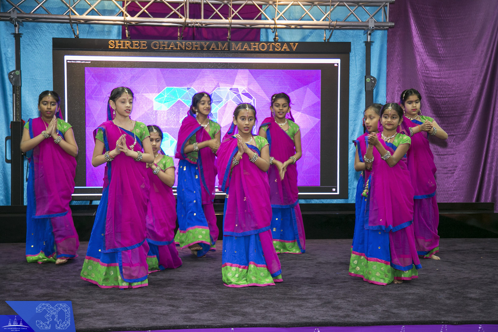 108 copy - ©1987-2017 SKS Swaminarayan Temple East London